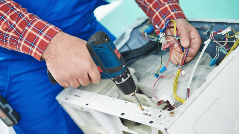 Bayrampaşa Vaillant Vaillant çamaşır makinesi kart tamiri – Su almama arızası orijinal parça ile giderildi. - Teknik servis örneği